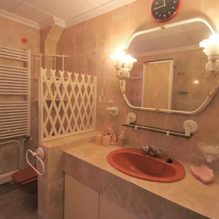 Chalet Casaturis Para Disfrutar Con Piscina Privada En San Vicente Del Raspeig Ch101 *