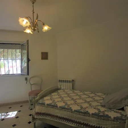 Holiday home Chalet Casaturis Para Disfrutar Con Piscina Privada En San Vicente Del Raspeig Ch101 *
